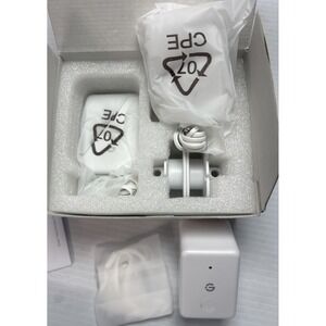 GoveeLife Smart Thermometer R1 with Wi-Fi Gateway Remote Monitoring New Open Box